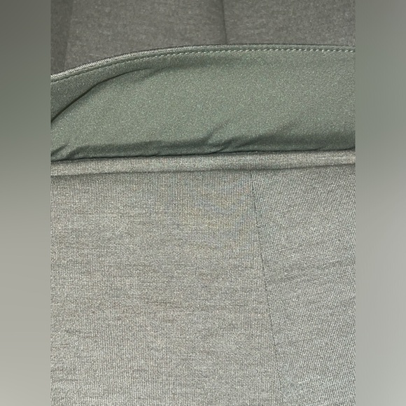 ANN TAYLOR 2-Button Blazer SIZE: 4 - Picture 6 of 9